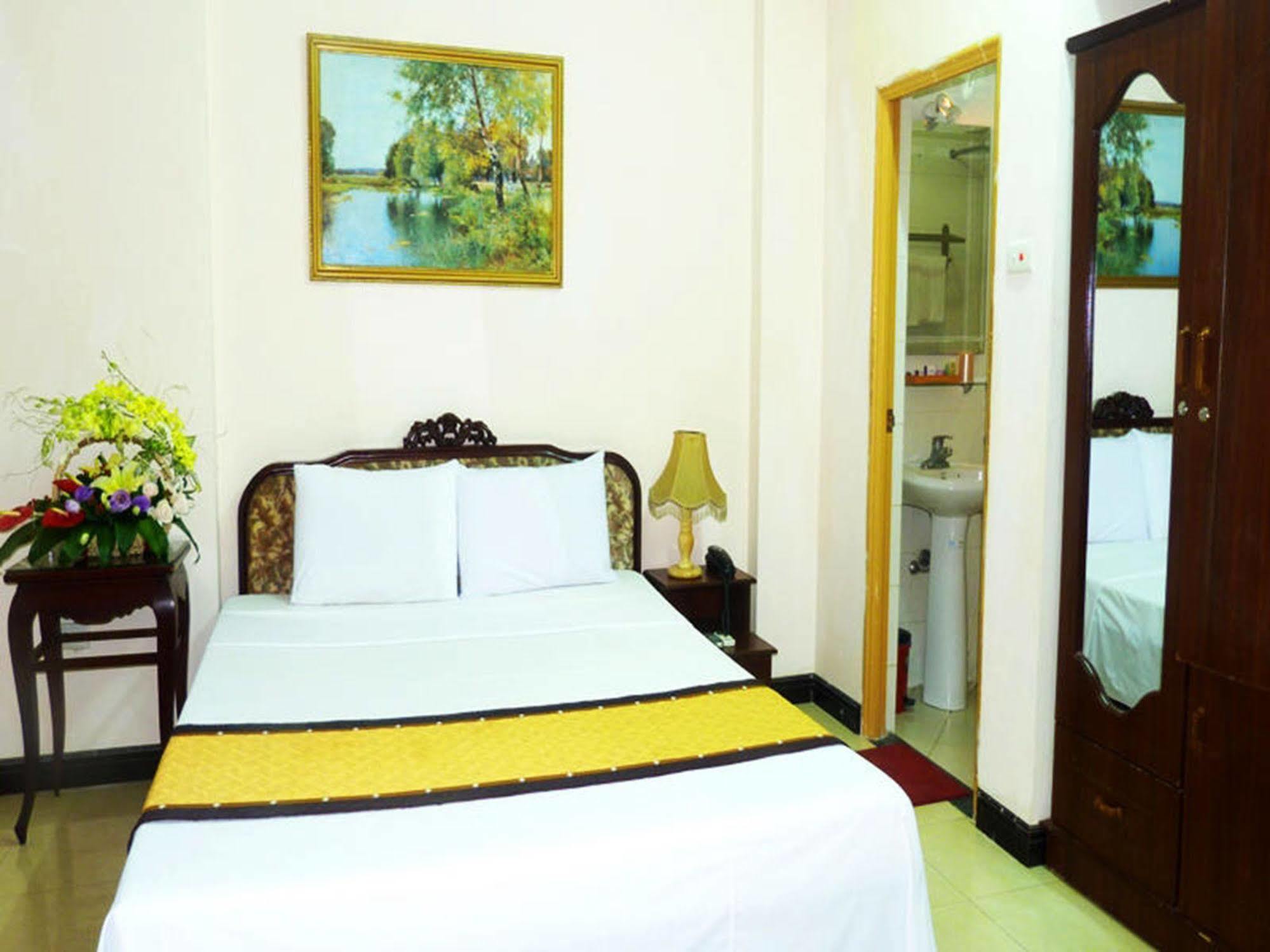 Camellia 4 Hotel Hanoï Extérieur photo